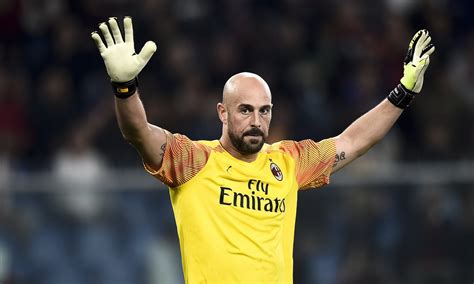 pepe reina milan